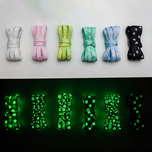 Cordones Luminosos de 8mm con Patrón de Sakura y Margaritas para la Noche, Cordones Planos Fosforescentes para Zapatillas, Proveedor Mayorista con MOQ Bajo - Product Image 3