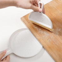 Ensemble complet de brosses de nettoyage de bureau en plastique blanc A2937, comprenant une brosse pour clavier et ordinateur avec pelle à poussière