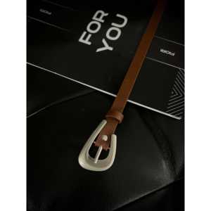 เข็มขัดผู้หญิงฟิโอริเข็มขัดหนัง PU สีน้ำตาลแบบเรซิ่นสไตล์ลำลองสำหรับสวมใส่ในชีวิตประจำวัน - Product Image 2