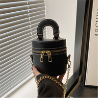 Sac seau à double fermeture éclair pour femme, version vente en gros, style 2026, sac à bandoulière de luxe léger, sac à chaîne tendance