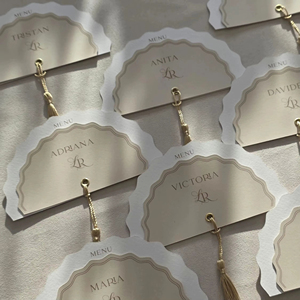 Tarjeta de Menú Personalizada con Borde Bicolor, Borla a Juego, Minimalista, Romántica, Año Nuevo, Papel con Barnizado Mate, Hecha a Mano, FineDining - Product Image 4