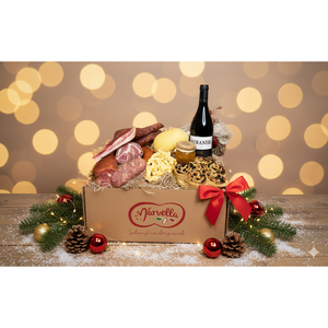 Marvella Cofanetto Regalo Natalizio Premium con Salumi, Formaggi e Vino - Set per Riunioni Familiari e Feste - Product Image 1