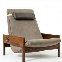 Fauteuil lounge moderne de style mid-century en bois massif avec revêtement textile et appui-tête en cuir réglable pour salon, hôtel et espaces de loisirs