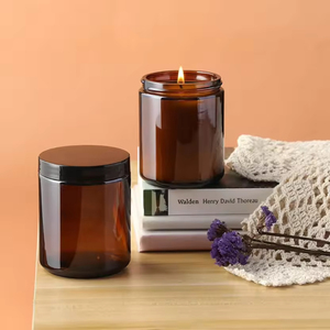 Bougies d'aromathérapie uniques faites à la main en cire de soja, avec emballage personnalisé (couleur, logo, boîte), design moderne, couvercles noirs à vis en métal pour - Product Image 1