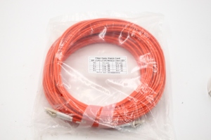 Câble de raccordement à <span class=keywords><strong>fibre</strong></span> <span class=keywords><strong>optique</strong></span> multimode haute performance 30 m, 50/125 µm MM Duplex LC UPC pour réseau - Product Image 6