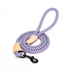 Guinzaglio per cani in corda resistente, regolabile e leggero; ideale per passeggiate e addestramento canino. - Product Image 3