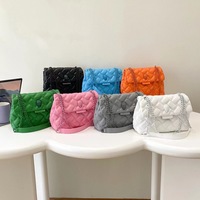 Nouveau Sac à Bandoulière Rétro Designer pour Femme, Sac Messager de Luxe de Haute Qualité avec Fermeture Éclair et Chaînes, Tendance Hiver