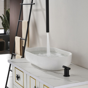 Rubinetto Miscelatore Nero Opaco da Parete o Soffitto Antispruzzo per Lavabo Bagno in Ottone con Tubo Sospeso e Uscita Acqua Morbida - Product Image 1