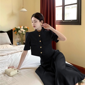 Colección Boutique Primavera 2025, Conjunto de Alta Gama para Mujer, Traje de Cuello Redondo Largo y Falda Ajustada de Cintura Alta, Venta al Por Mayor - Product Image 4