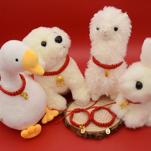 Accessoires pour animaux de compagnie en polyester rouge fait à la main mignon tissé paix serrure cloche chat collier écharpe pendentif Animal Photo accessoires pour chiens - Product Image 3