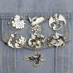 Vintage dragón pájaros animales broche Pin solapa Metal regalos mochila sombrero amigos broche insignia accesorios de joyería - Product Image 2