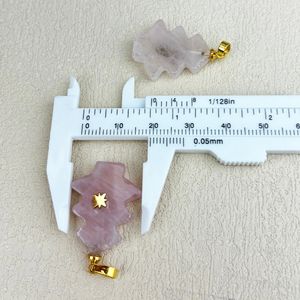 Pendentif Arbre de Noël en Quartz Rose Naturel avec Accents Symboles Dorés, Breloque en Cristal de Guérison Spirituelle, Cadeaux de Fête, Port Quotidien - Product Image 2