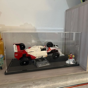 Vitrina <span class=keywords><strong>de</strong></span> Acrílico Transparente Reforzada para Coleccionables <span class=keywords><strong>de</strong></span> <span class=keywords><strong>Lego</strong></span>, Coche RC 1/18, Caja Transparente a Prueba <span class=keywords><strong>de</strong></span> Polvo con Luz, Interior Negro - Product Image 4