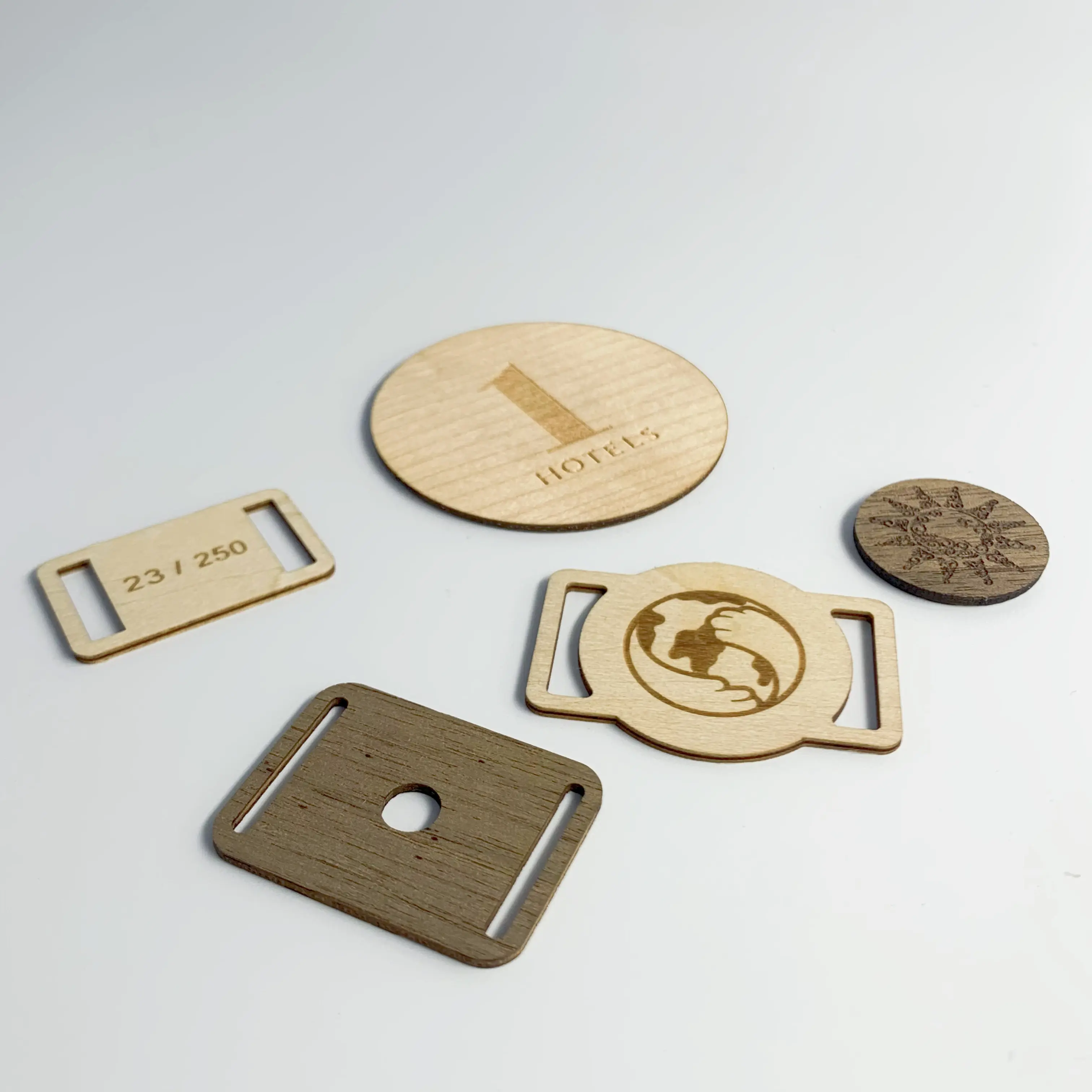 無料サンプル100% リサイクル可能なrfid木製カードスマートRfid木製非標準カード