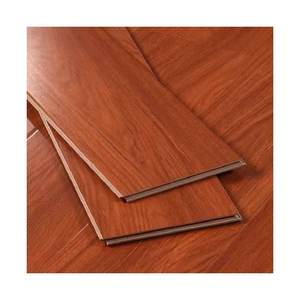 Revêtement de sol <span class=keywords><strong>stratifié</strong></span> classique de haute qualité Revêtement de sol <span class=keywords><strong>stratifié</strong></span> en bois imperméable de <span class=keywords><strong>12</strong></span> <span class=keywords><strong>mm</strong></span> - Product Image 6