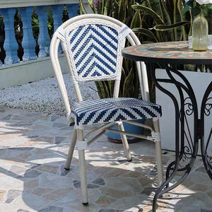 Set di Sedie e Tavolo da Bistrot Parigino in Vimini, Arredamento per Ristoranti, Bar e Caffetterie all'Aperto, Vendita Calda in Francia - Product Image 5