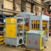 Machine à fabriquer des blocs QT8-15 pour briques creuses et blocs de béton