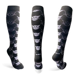 Chaussettes de compression personnalisées pour femmes, longueur mollet, classe 1, <span class=keywords><strong>nylon</strong></span> 15-20 mmHg, coton, hauteur genou, soutien décontracté, course à pied, infirmières - Product Image 2