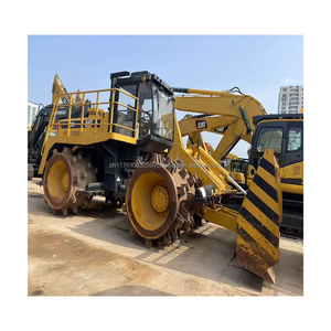 Compactador de rodillos de carretera usado de nueva llegada Caterpillar 826G a la venta a buen precio - Product Image 2