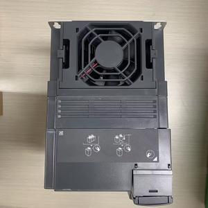 ไดรฟ์ควบคุมความถี่อุตสาหกรรมรุ่นใหม่ ATV320 ATV340 ซีรีส์ 5.5KW ไดรฟ์ปรับความเร็ว ATV320U55N4B - Product Image 1