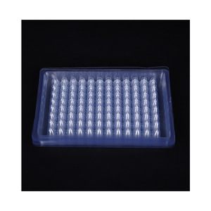 Placa de Reacción de Coagulación Sanguínea Desechable, 96 Pocillos, Fondo en V, Material PP, para Uso en Laboratorio - Product Image 1