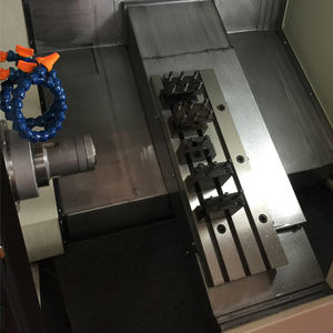 Mini métal Fanuc contrôle CNC <span class=keywords><strong>tour</strong></span> Machine conception horizontale lit incliné axe Z outillage en direct <span class=keywords><strong>mandrin</strong></span> <span class=keywords><strong>à</strong></span> pince pour usage moyen - Product Image 2