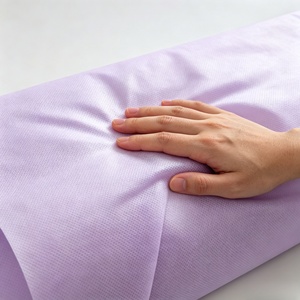 Tissu non tissé en polypropylène (PP) Spunbond violet clair 65 GSM pour housse de canapé, protège-matelas et matière première pour meubles - Product Image 4
