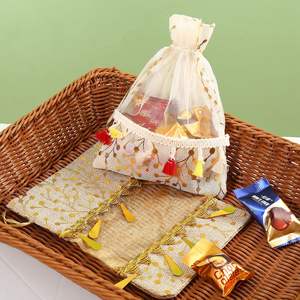 Sac de rangement textile de vente chaude de Yiwu avec sac cadeau à cordon de conception de bonbons de dessin animé épissé - Product Image 2