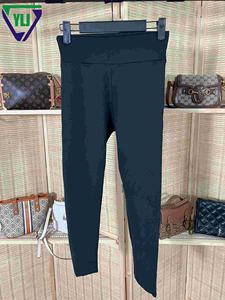 YongLiJia di seconda mano pantaloni da Yoga spessi Leggings Logo set Yoga completo da <span class=keywords><strong>donna</strong></span> Leggings da ginnastica vestiti usati - Product Image 6