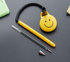 Xinrunjin personalizado Stylo Personnaizados marca Metal bolígrafo soporte plástico publicidad bolígrafos regalo corporativo artículo conjunto - Product Image 3