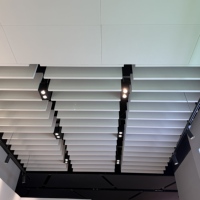 Panneau de revêtement acoustique ignifuge en laine de verre, design moderne, Guangdong Australie, avec voile noir, pour plafond et mur.