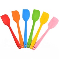 Spatule en silicone de qualité alimentaire avec grattoirs en silicone flexibles résistants à la chaleur et antiadhésifs à long manche vente en gros
