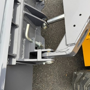 รถขุดขนาดเล็ก Epa/Euro5 แบบ Skid Steer พร้อมล้อขนาดเล็กสำหรับขาย - Product Image 4