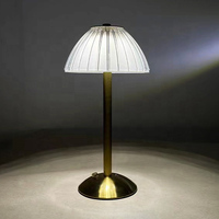 Lampe de bar oblique à chargement LED veilleuse bar restaurant lampe de service Hôtel présentateur de bouteilles pour discothèque bar lounge party events