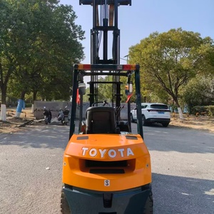 Toyota Used <b>Forklift</b> Diesel Engine 3 Ton Capacity Industrial Material Handling Equipment - Product Image 1