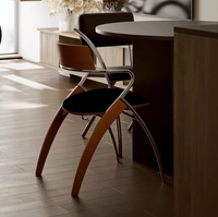 Chaise de salle à manger moderne et simple en bois massif avec accoudoirs, chaise d'appoint rembourrée pour la maison, le café, la cafétéria et le restaurant