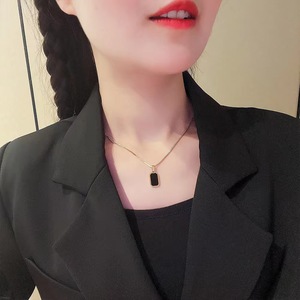 Colgante Rectangular de Acero Inoxidable, Elegante y Sencillo Colgante de Concha Negra para Mujer, Collar de 55+5cm para Venta al por Mayor - Product Image 3