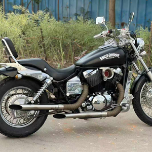 Cruiser <span class=keywords><strong>Shadow</strong></span> 400 Usato con Motore V-twin Originale Raffreddato ad Acqua Stile Classico, Condizioni Eccellenti, Guida Confortevole - Product Image 4