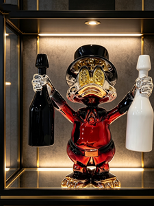 Scultura in Resina Placcata Moderna e Trendy di Donald Duck, Bestseller Transfrontaliero per Ingressi di Hotel e Interni di Alta Classe - Product Image 2