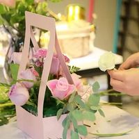 Boîtes à fleurs de roses imperméables personnalisées en papier kraft de luxe Emballage de panier élégant pour bouquet de fleurs pour la fête de mariage et l'affichage de cadeaux