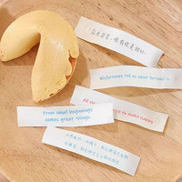 Vente de gros Cracker Sweet Cute Delicious Lucky Cookies Emballage individuel Biscuits de fortune avec texte Biscuits de Noël