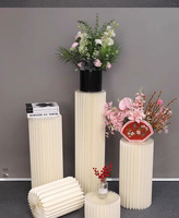 Table à dessert pliante Irand en forme de colonne romaine, en papier kraft, capacité de charge de 150 kg, taille personnalisable, décoration de gâteau, fête de mariage
