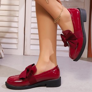 2027 NUOVE <span class=keywords><strong>Scarpe</strong></span> in Pelle Stile Britannico <span class=keywords><strong>Taglia</strong></span> Grande KJ, Nuove <span class=keywords><strong>Scarpe</strong></span> da <span class=keywords><strong>Donna</strong></span> Autunno 2025 con Fiocco e Tacco Spesso, Mocassini a Strato Singolo - Product Image 4