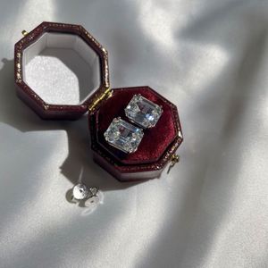 Boucles d'oreilles clous rectangulaires Dylam haut de gamme, en zircone 5A de 4 carats, taille pagode, 8*10mm, bijoux fins - Product Image 6