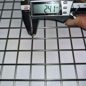 Rouleaux de treillis métallique soudé en acier inoxydable SUS304 de qualité commerciale, robustes, pour vergers et couvertures agricoles - Product Image 6
