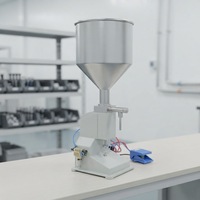 Petite machine de remplissage manuelle quantitative de liquides pour bouteilles, haute productivité, utilisation facile, parfum, huile essentielle, lotion corporelle