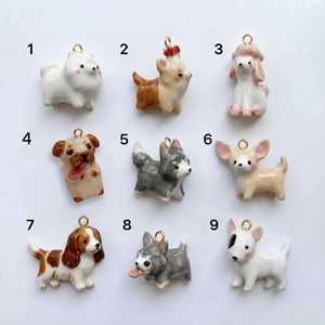 Colgante de animales de dibujos animados minimalistas europeos y americanos, con pintura de goteo de aceite, accesorio pequeño de tacto premium. - Product Image 5