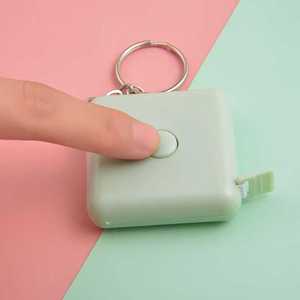 Logo personalizzato <span class=keywords><strong>del</strong></span> produttore diretto 1.5 <span class=keywords><strong>metro</strong></span> Mini digitale in fibra misura nastro piccolo regalo <span class=keywords><strong>da</strong></span> sarto sistema imperiale di misurazione <span class=keywords><strong>del</strong></span> corpo - Product Image 4
