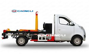 รถบรรทุกขยะแบบถอดประกอบได้สำหรับชุมชนในเมือง FOTON 4x2 2.5CBM 3 ตัน เกียร์ธรรมดา ดีเซล พร้อมระบบลากจูง เป็นมิตรกับสิ่งแวดล้อม - Product Image 2
