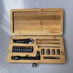 Ensemble de 20 outils à main en acier au carbone pour la maison avec étui rigide et porte-embouts OEM - Product Image 3